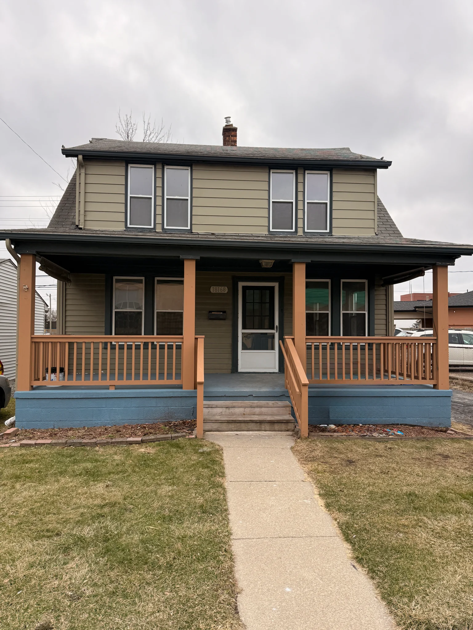 Roseville House: 18168 Brohl Street