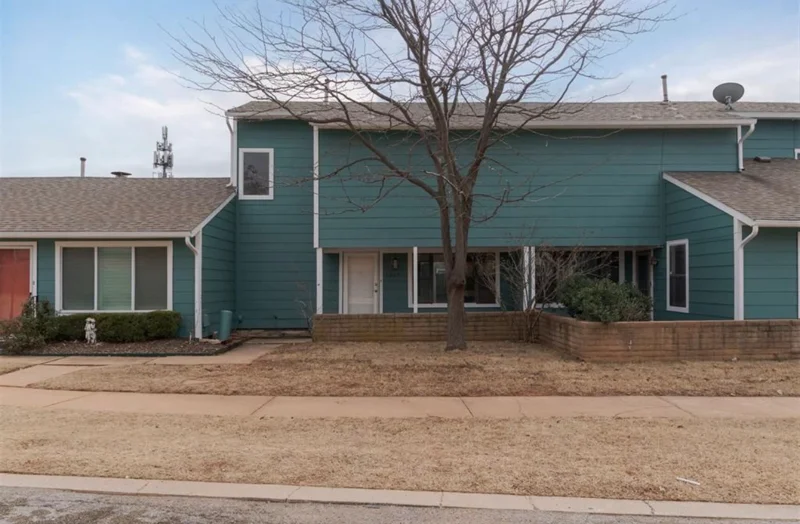 Oklahoma City Condo: 2827 Indian Creek Blvd