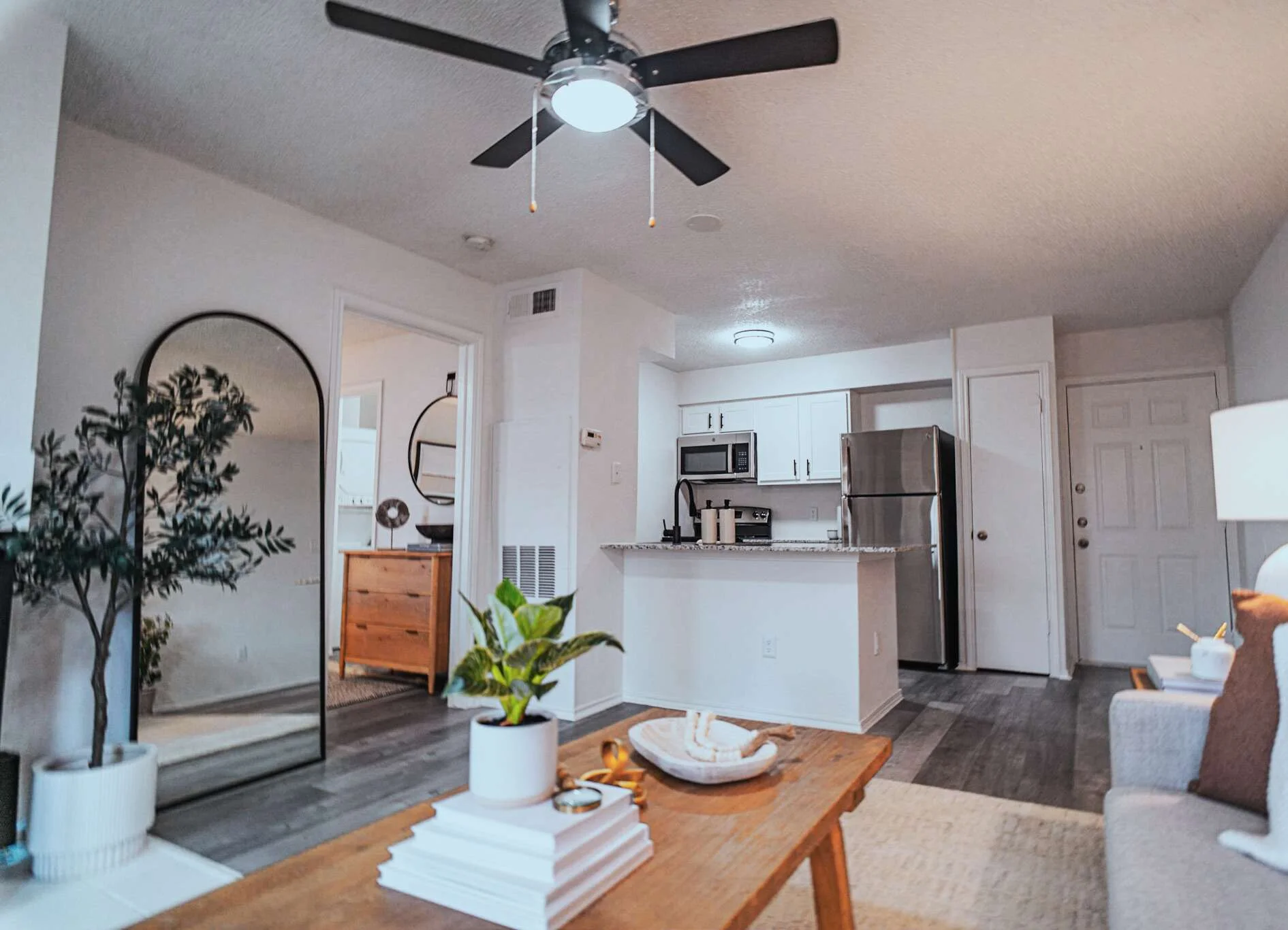 Austin Apartment: 12330 Metric blvd