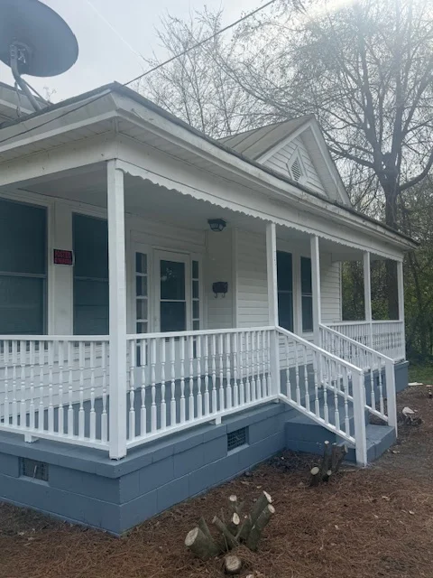 Tarboro House: 723 Bradley ave