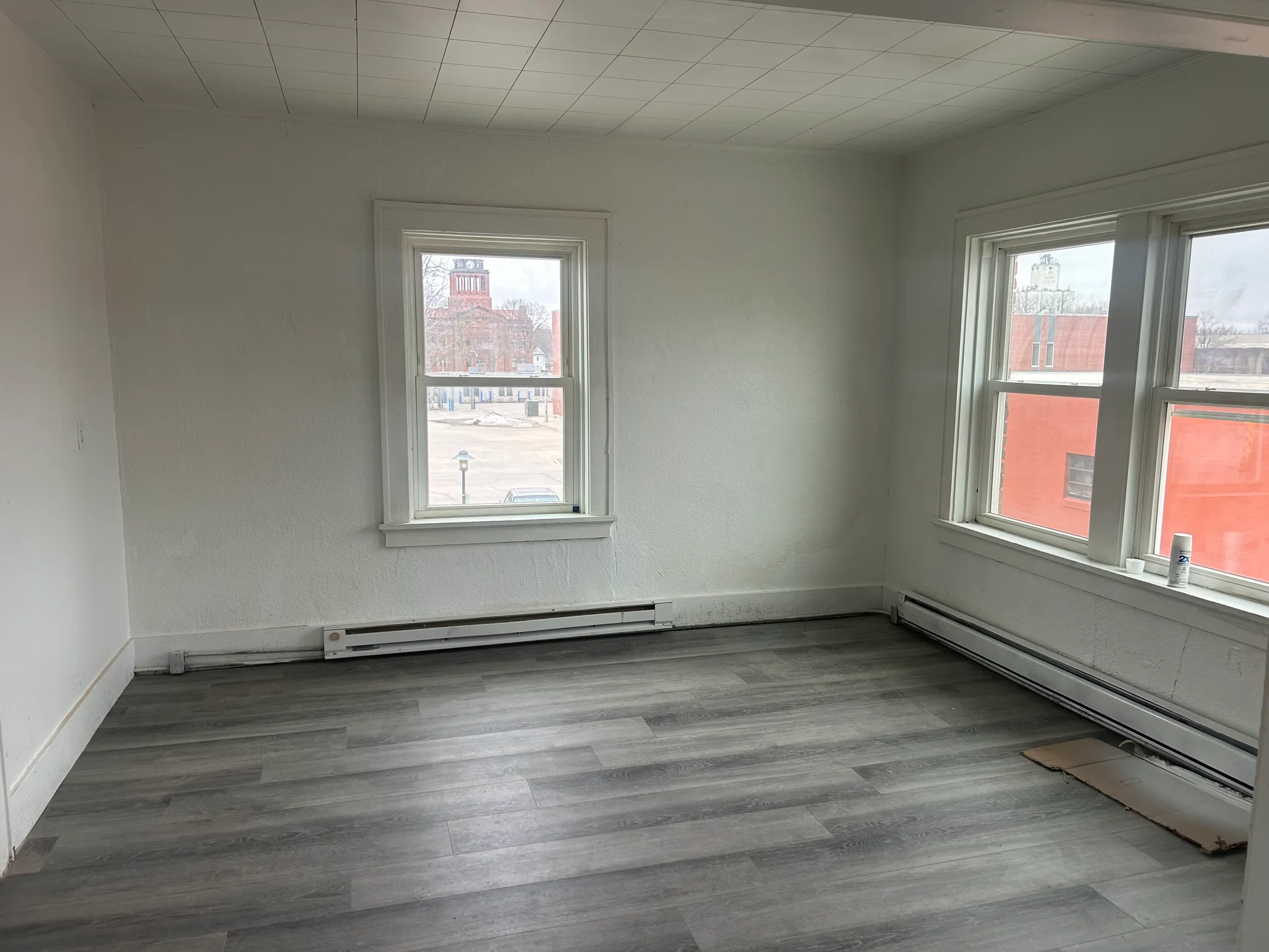 Spencer Apartment: 17/19 W 4th St