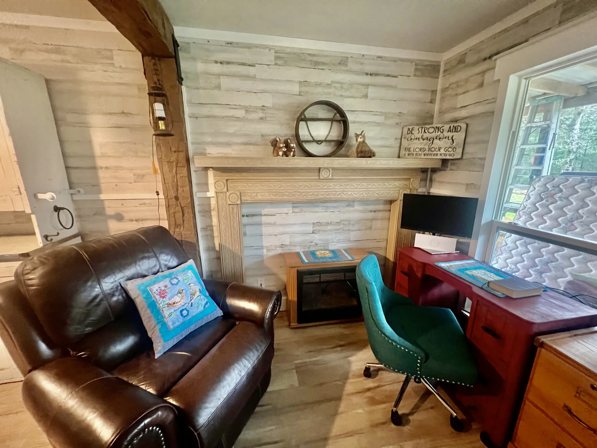 Fairfield House: 360 County Road 521