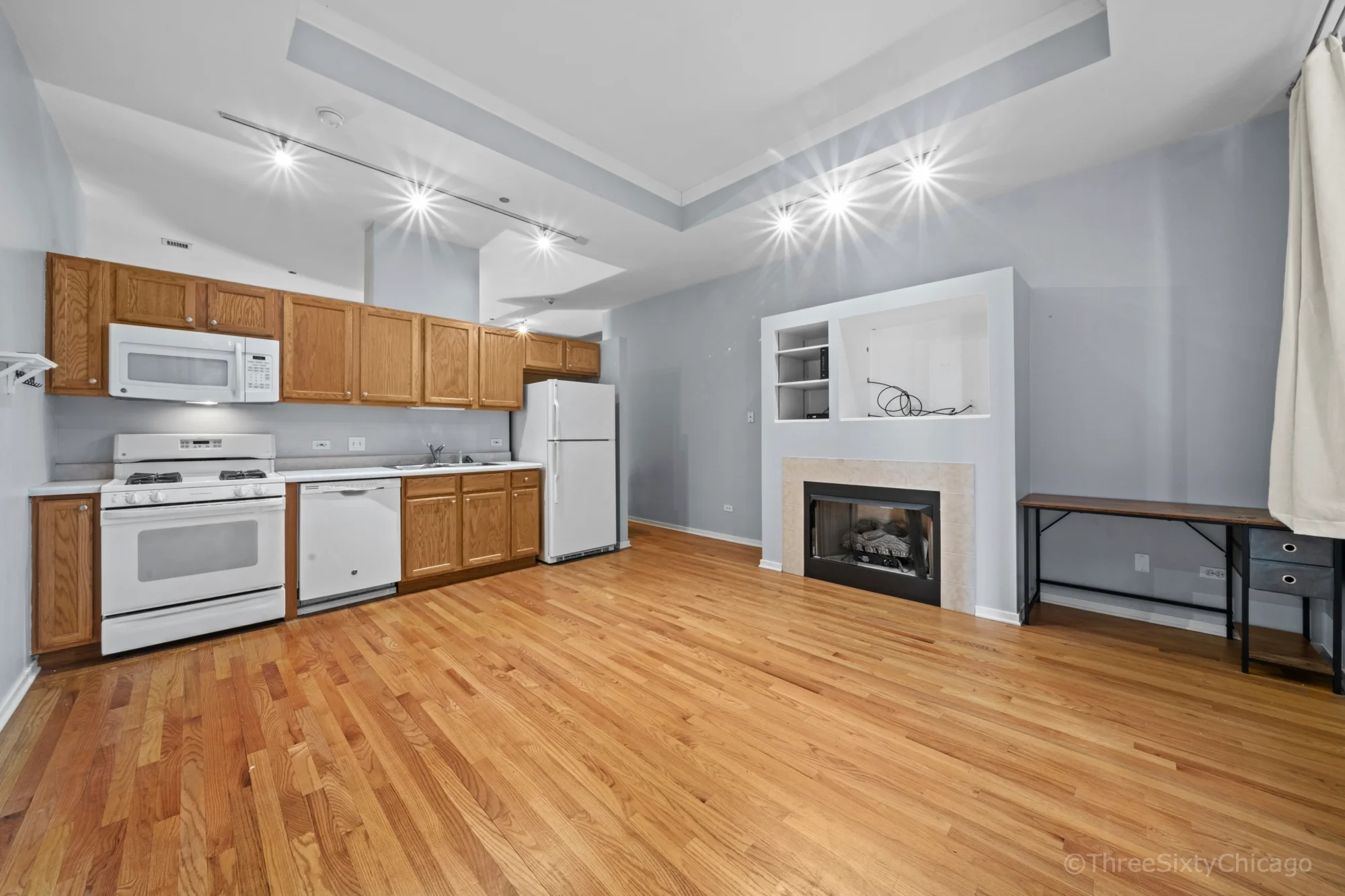 Chicago Condo: 208 West Washington