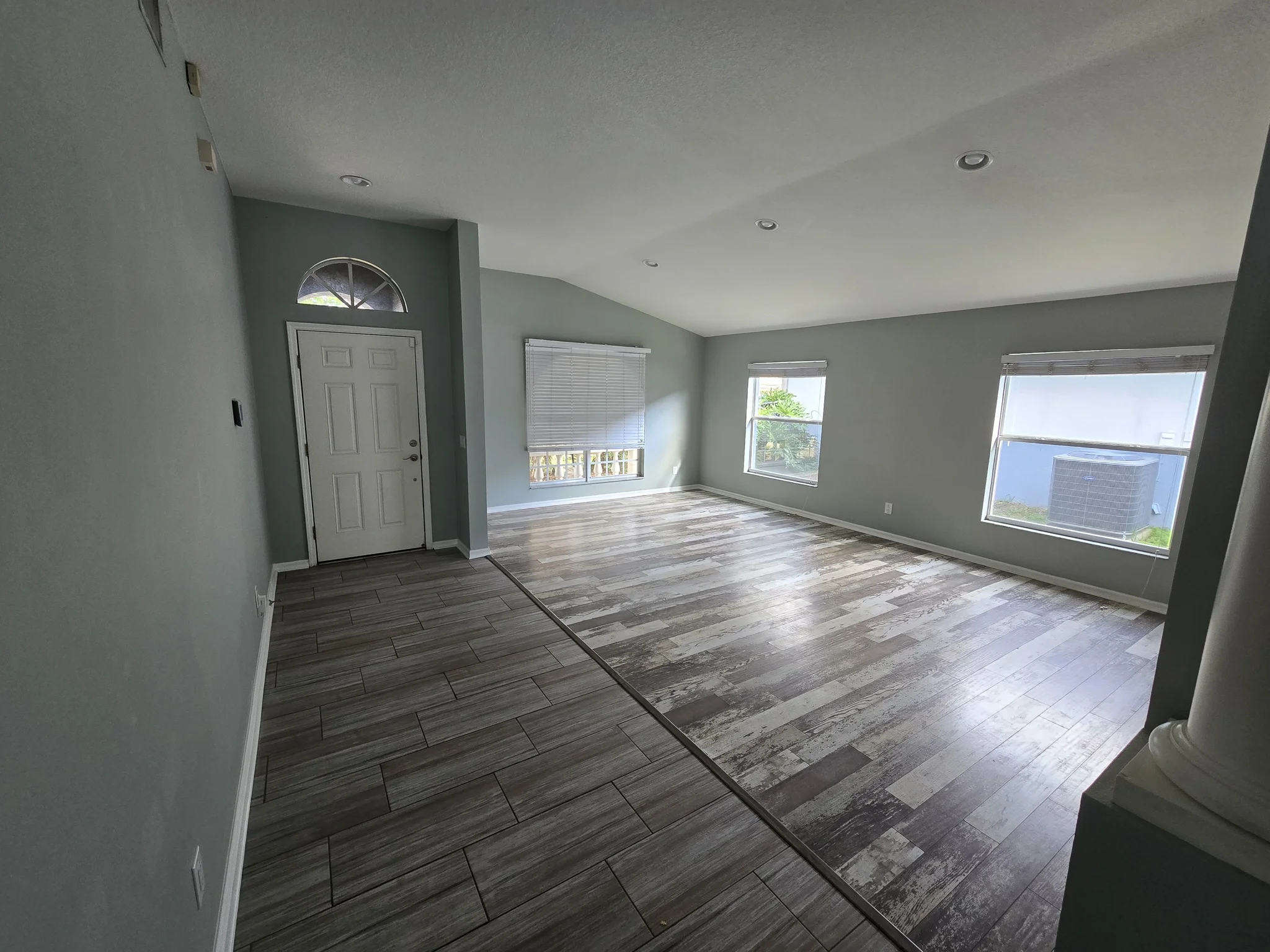 Valrico House: 1124 Lumsden Pointe Blvd