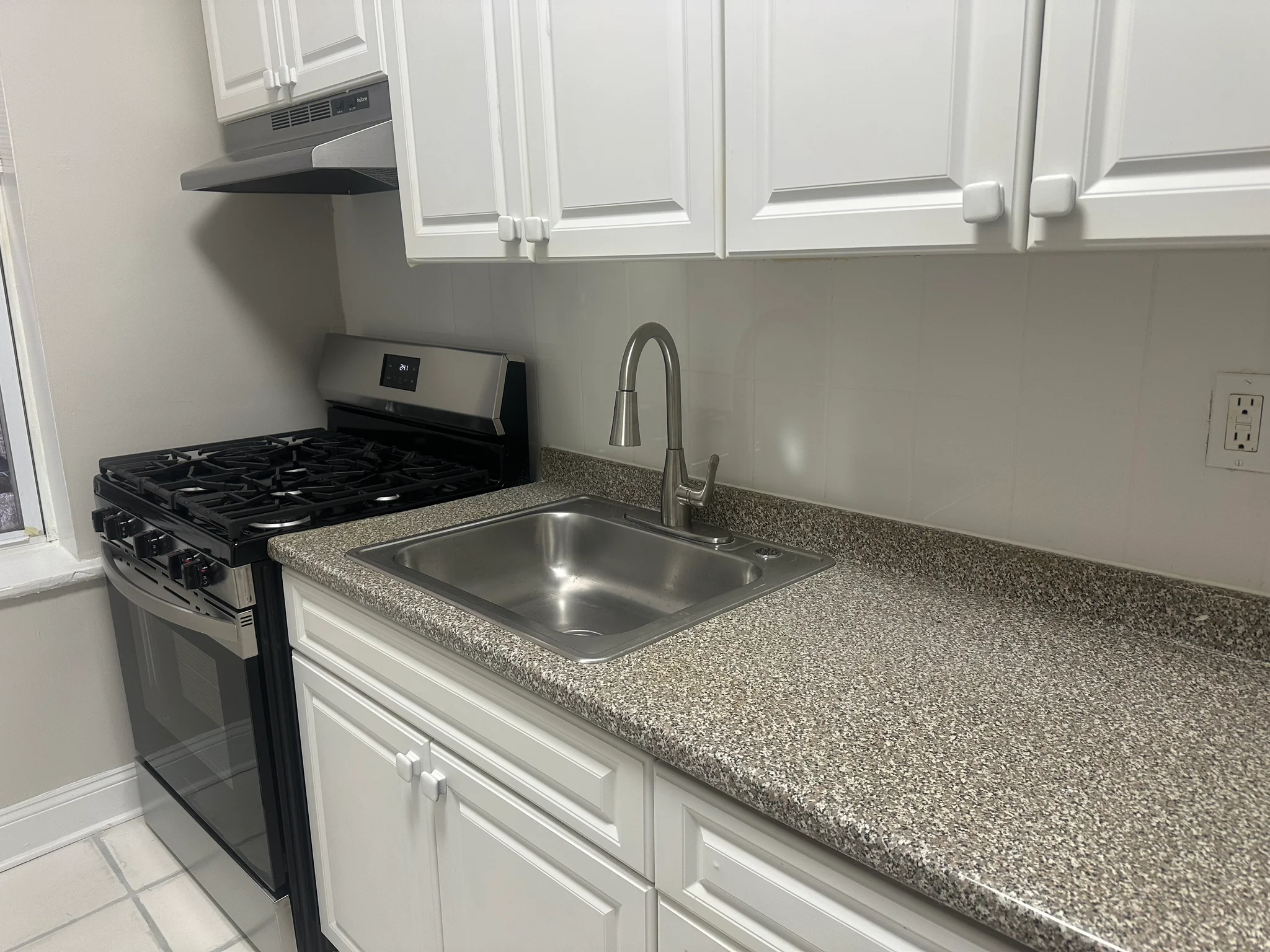 West New York Apartment: 328 61st Street, Apt#B2