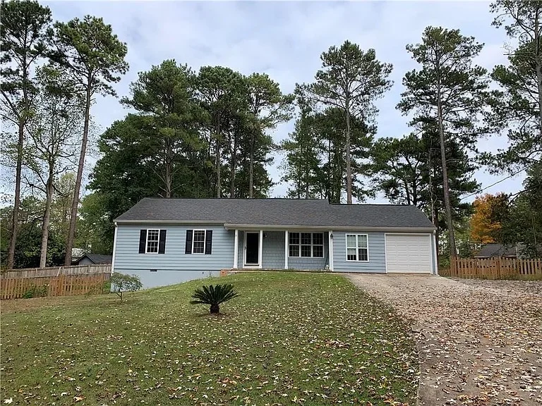 Duluth House: 2379 Selman Dr