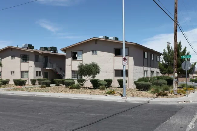 Las Vegas Apartment: 1536 N 22nd St