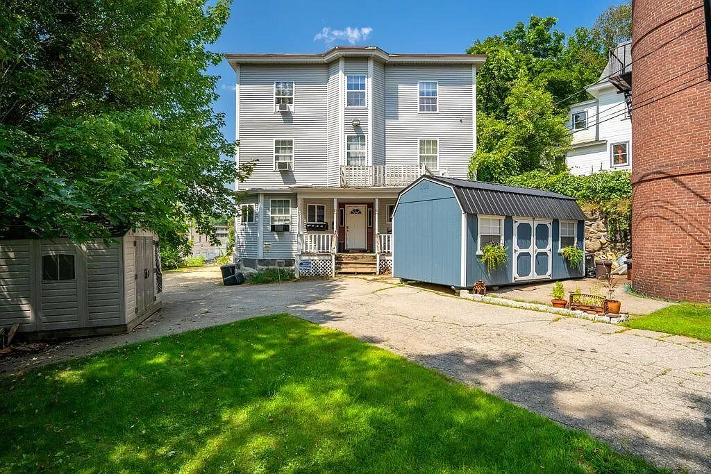 Rumford Apartment: 22 Prospect Ave