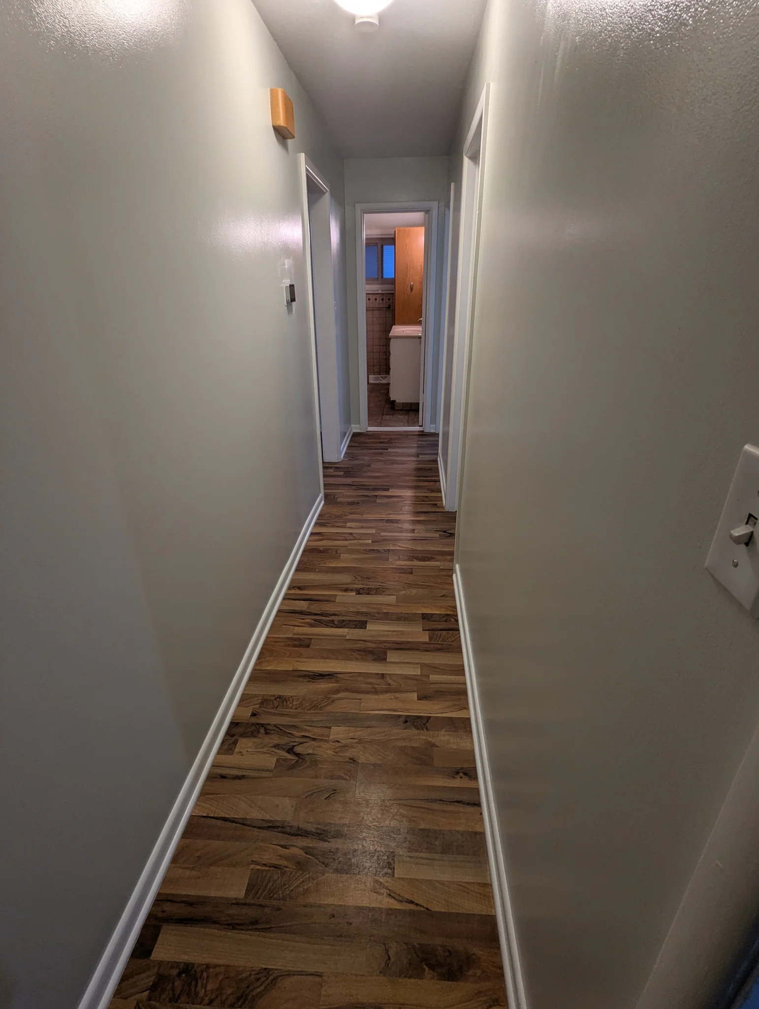 Wichita House: 2422 W Columbine Ln