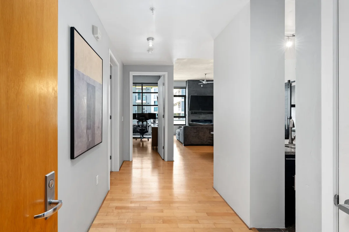 San Diego Condo: 1050 Island Ave