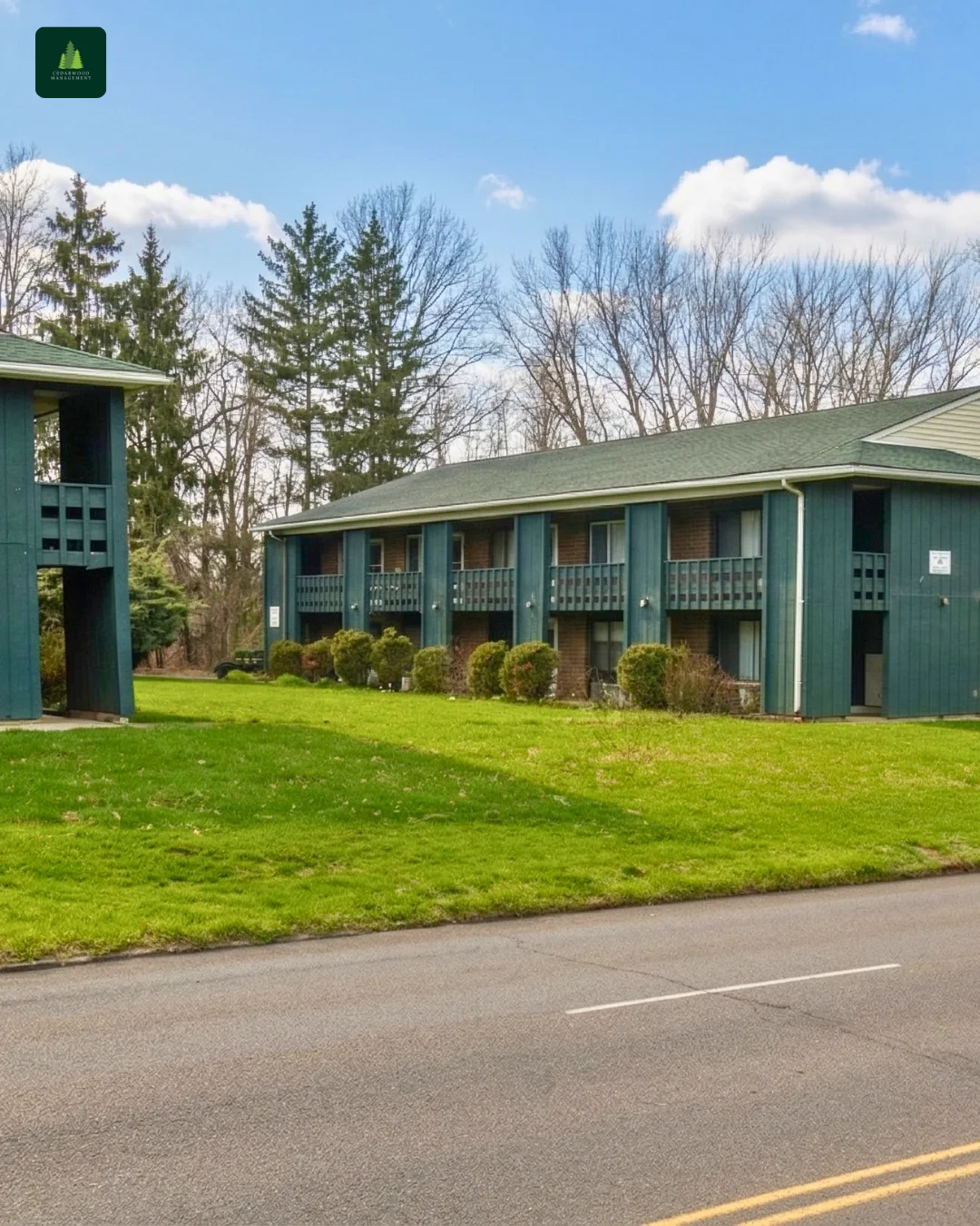 Akron Apartment: 1044 Brittain Rd