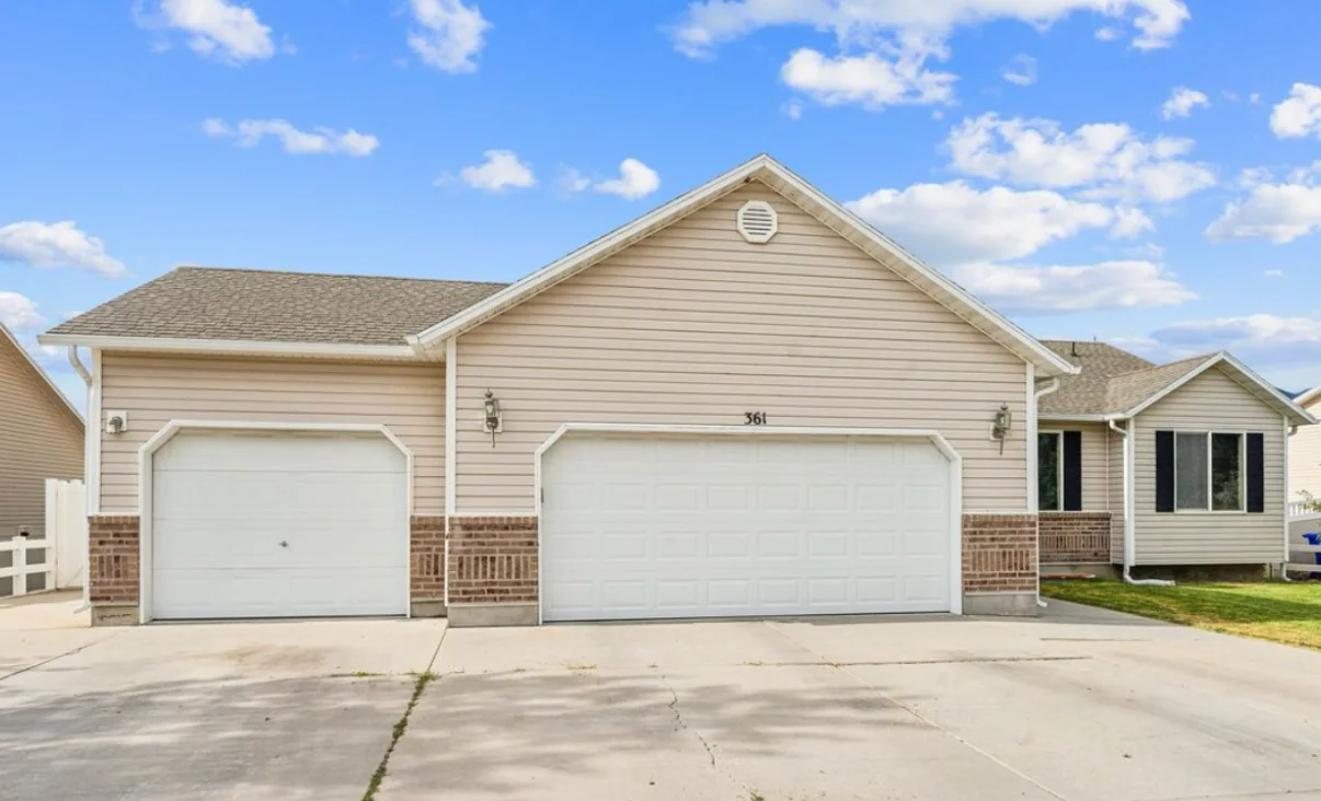 Tooele House: 361 E 1520 N, Tooele, UT 84074