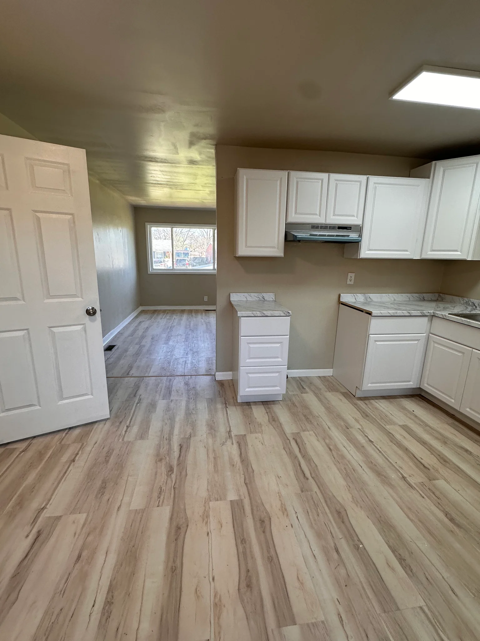 Louisville House: 4200 Narcissus Dr