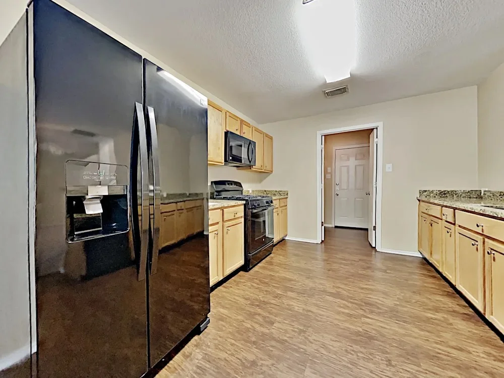 Humble House: 9219 Shaded Pines Dr