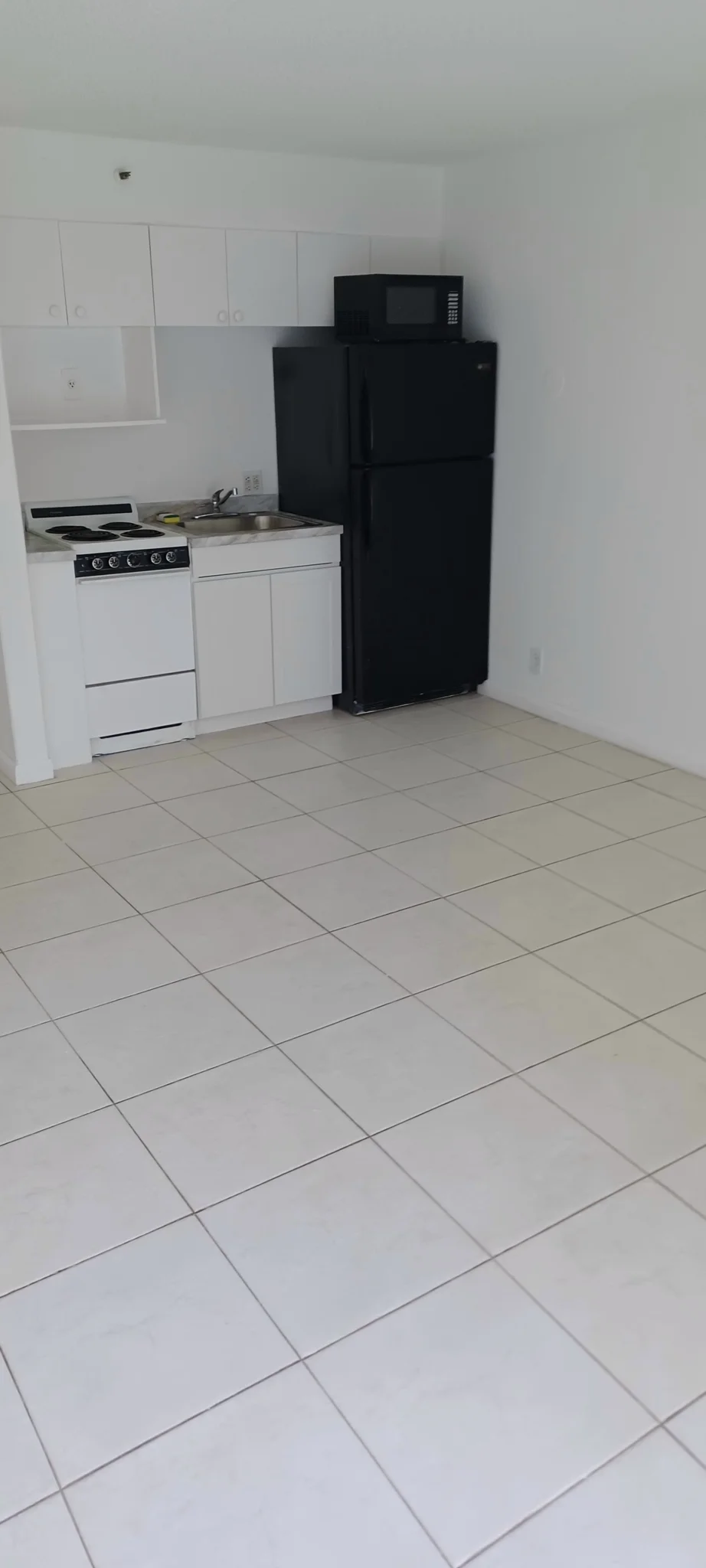 Miami Condo: 16450 NW 2 ave