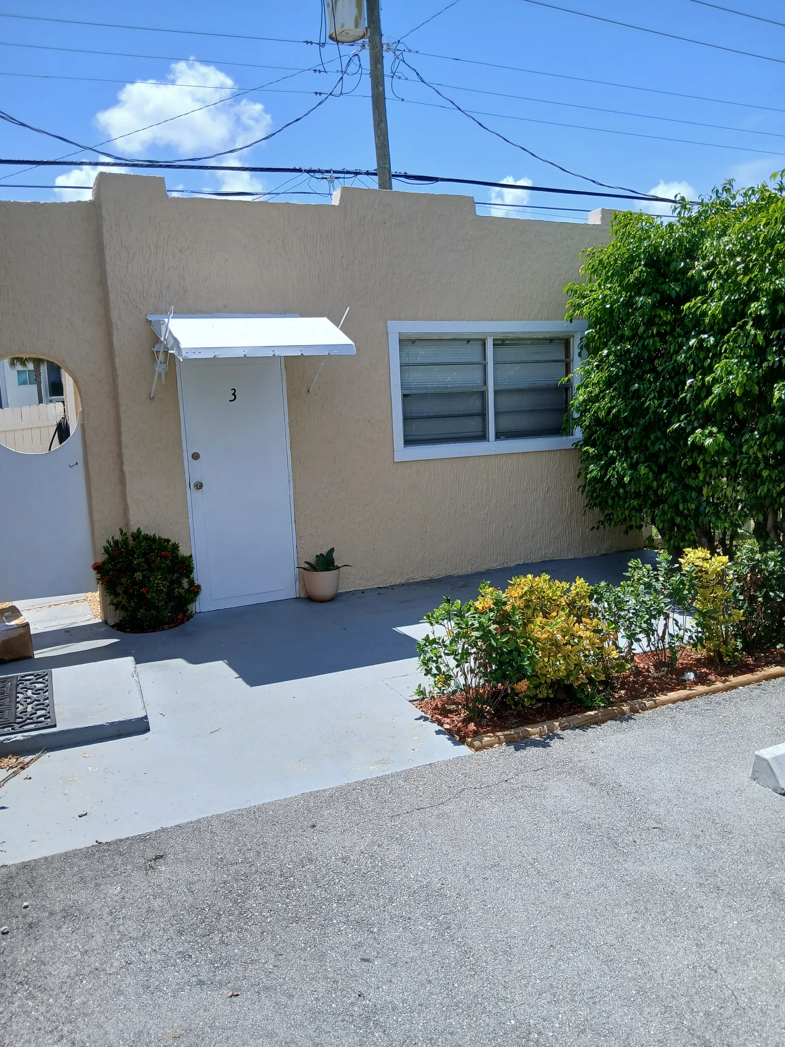 Lake Worth Beach Multiplex: 1615 north j st no. 3