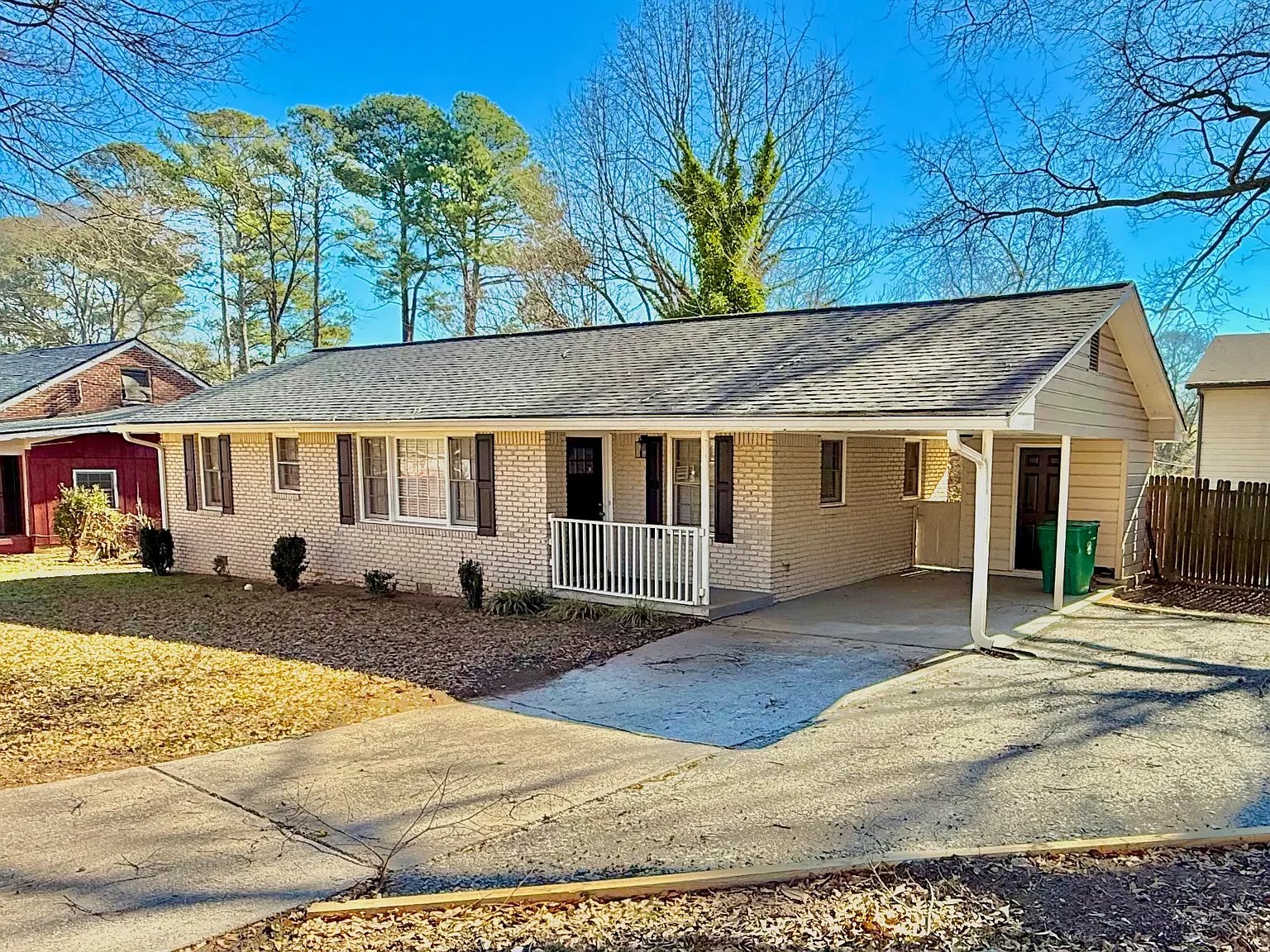 Decatur House: 2839 Long Way