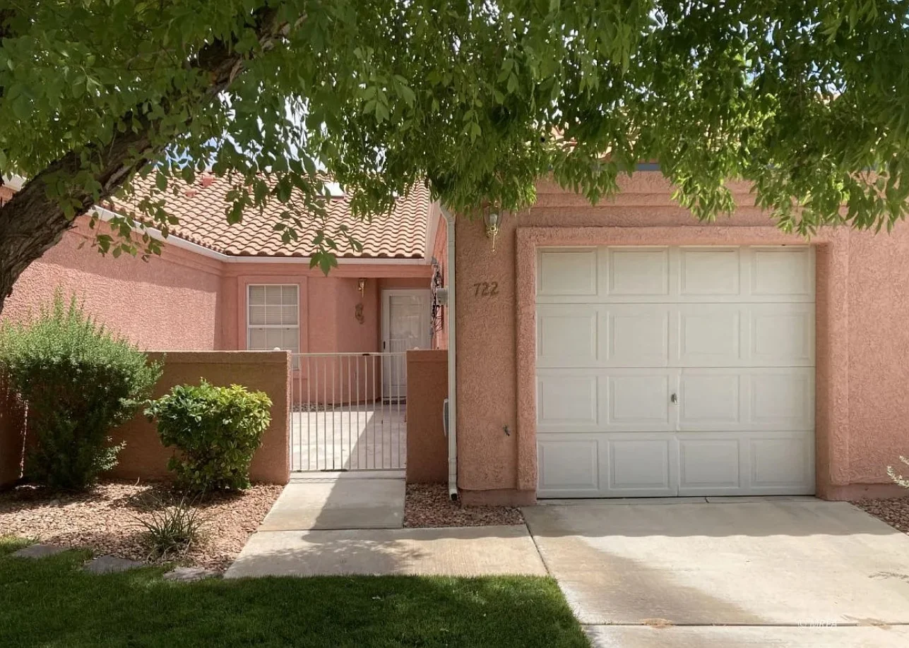 Mesquite Condo: 722 Peartree Lane