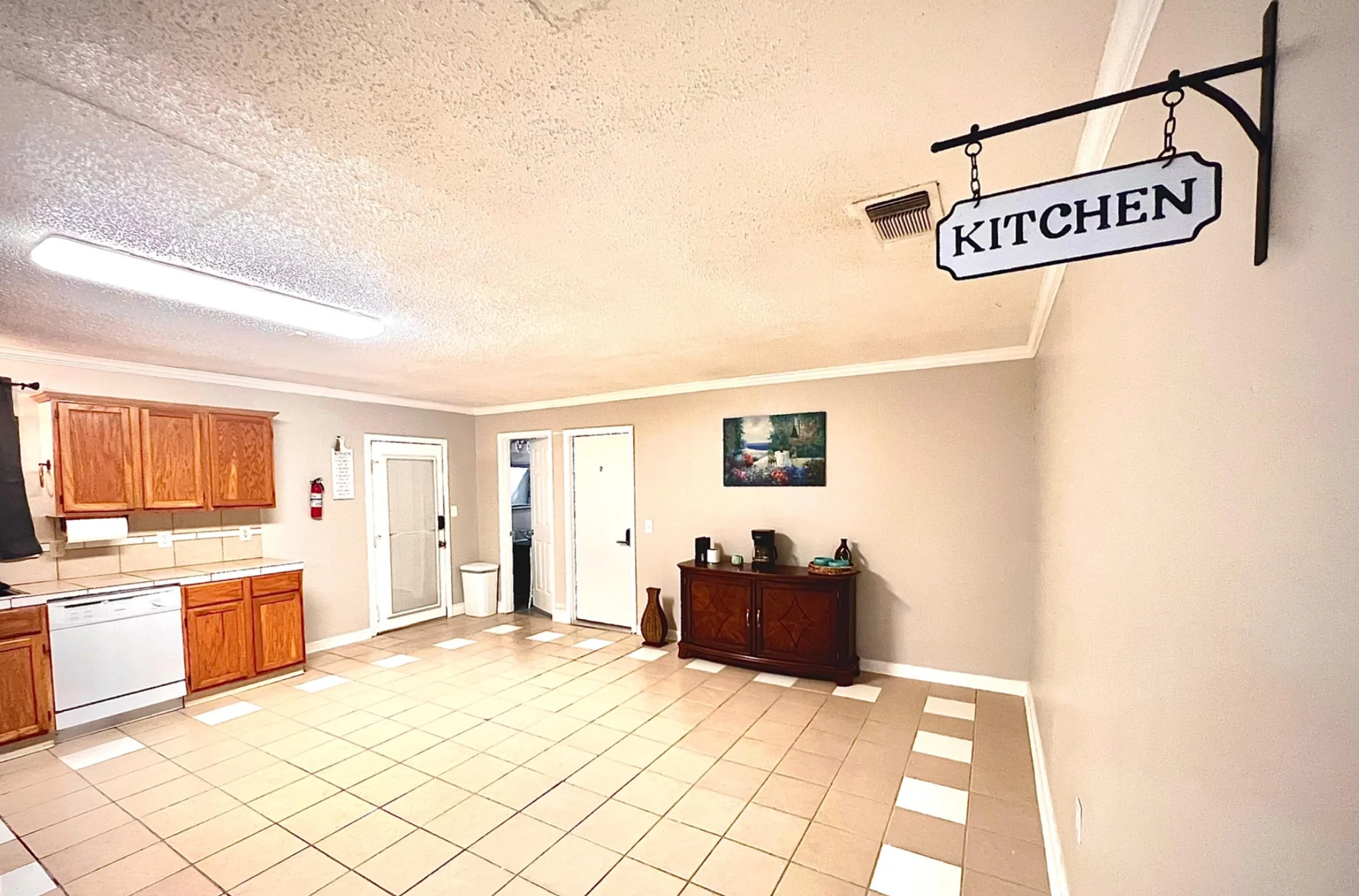 San Antonio House: 12755 Thomas Sumter Street