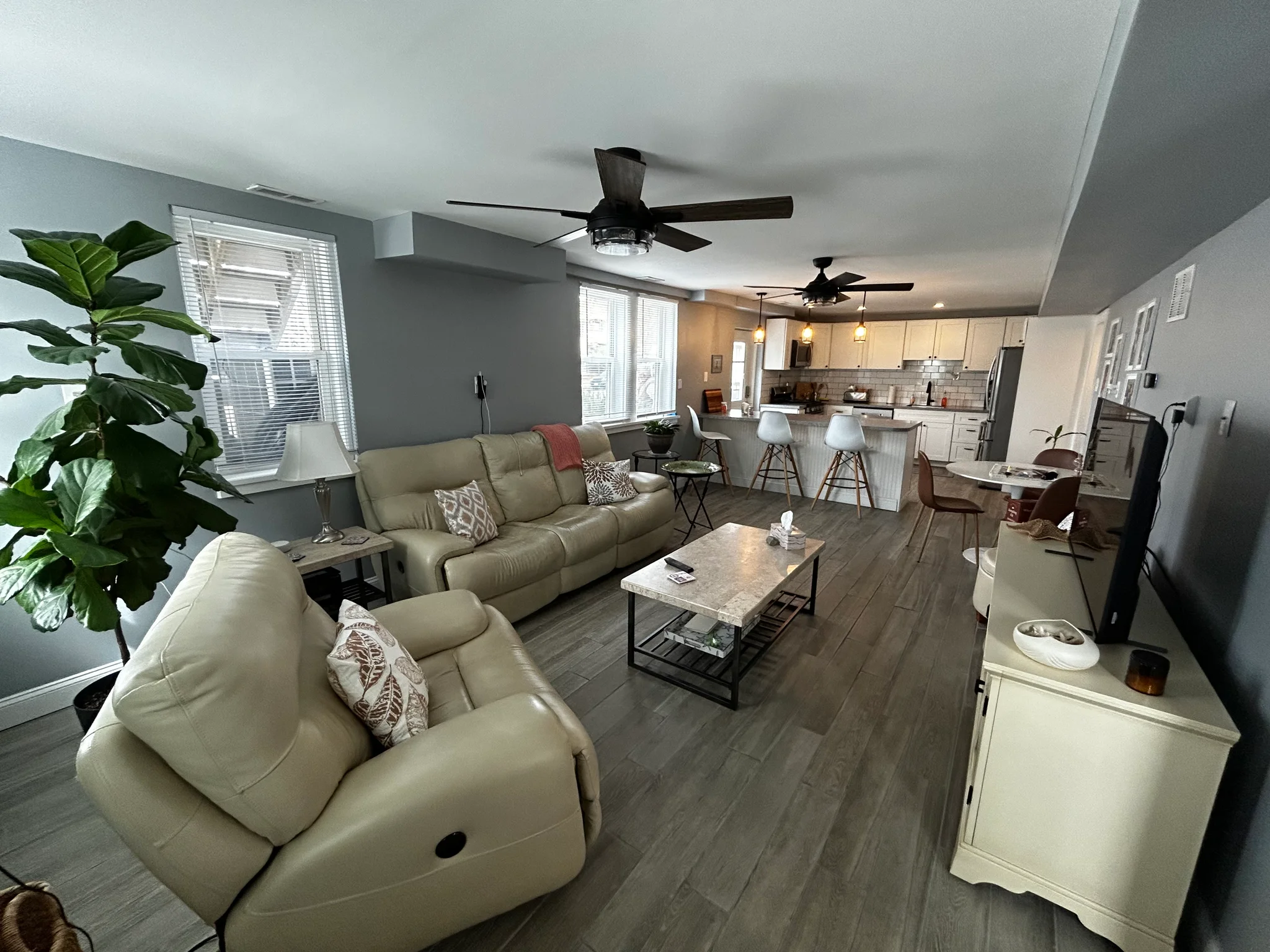 Ocean City Apartment: 637 Wesley Ave
