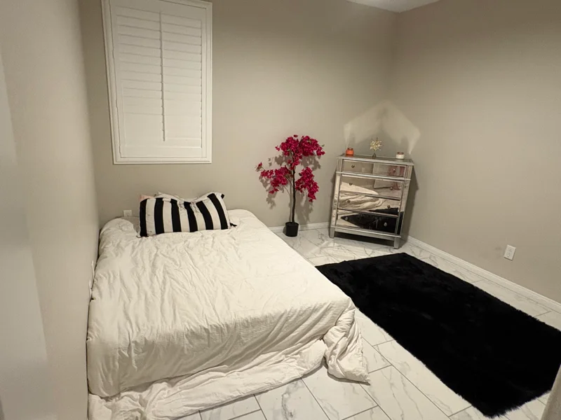 Las Vegas House: 6964 Antequera St