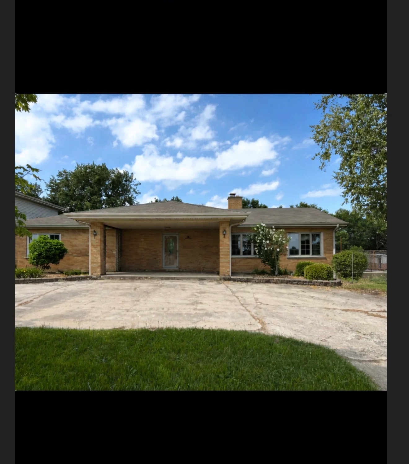 manhattan Multiplex: 27257 S Scheer Rd