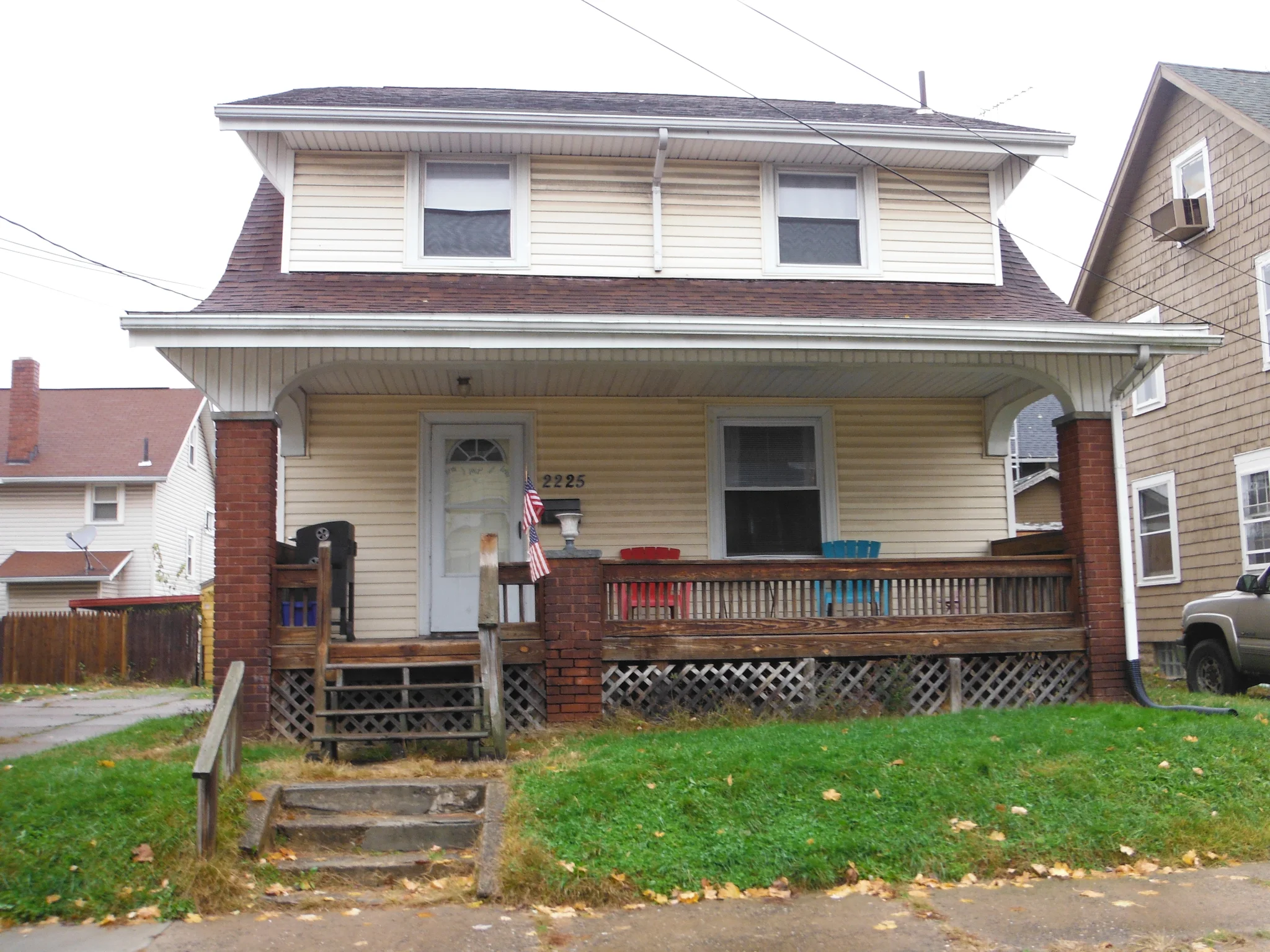 Canton House: 2225 7th St NW