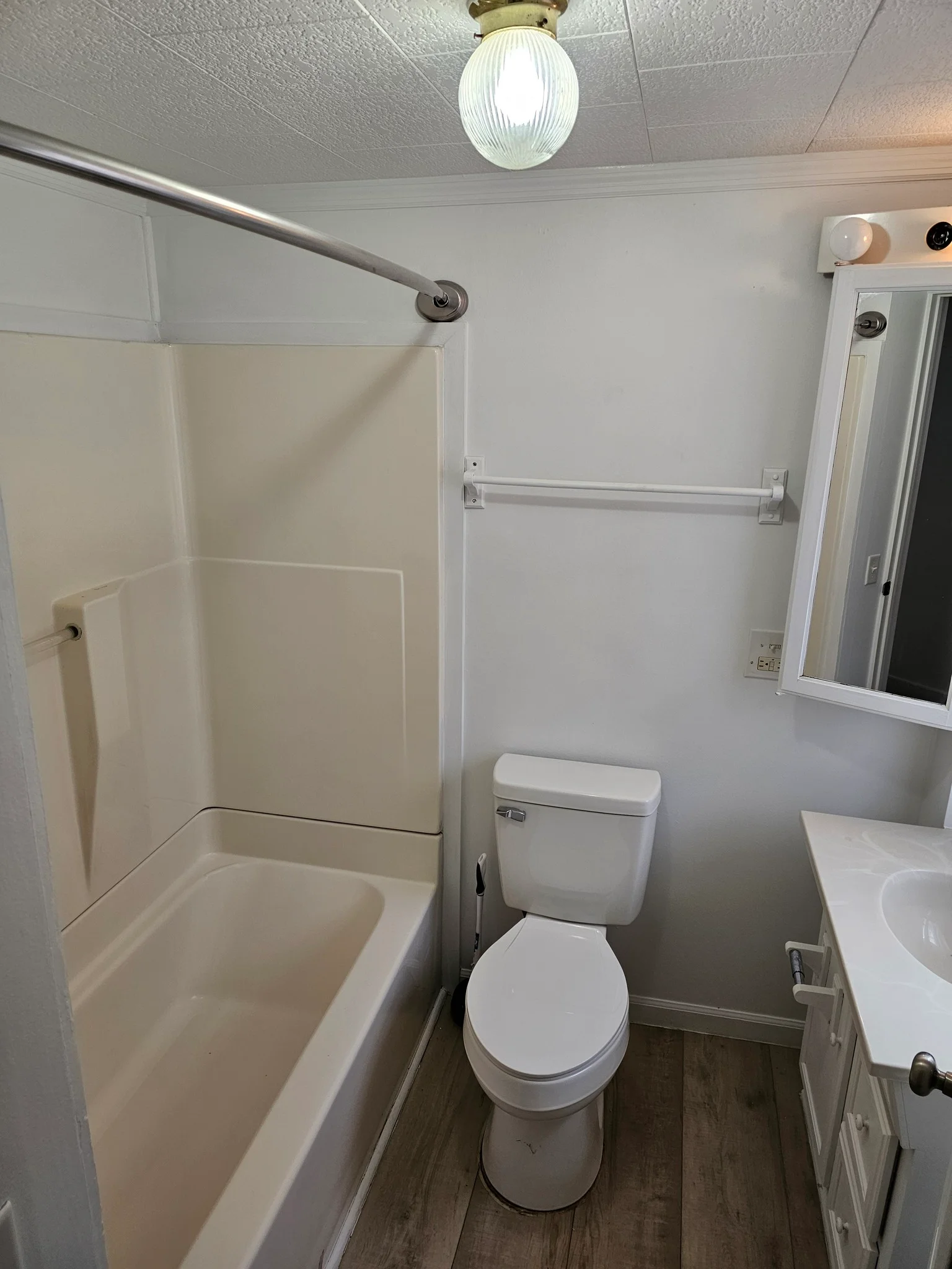 Adrian House: 713 Butler