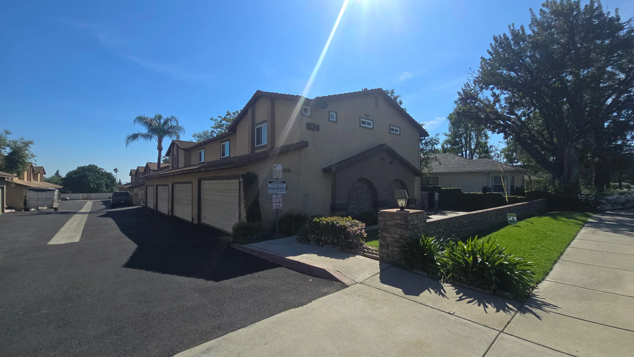 Upland Townhome: 614 W Arrow Hwy
