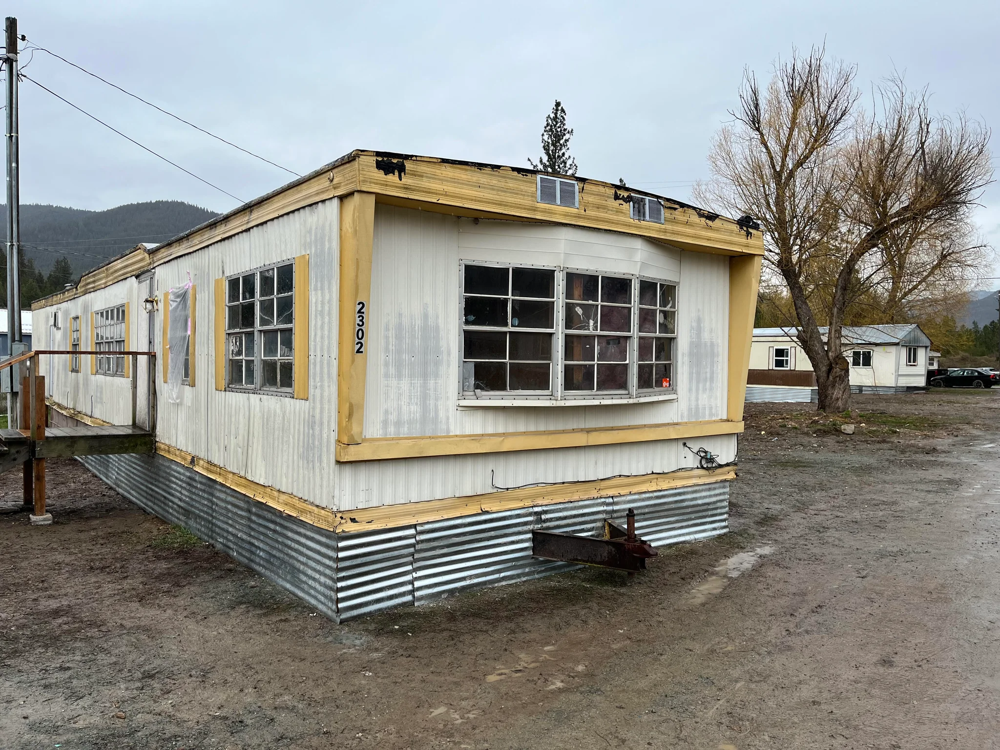 Saint Regis House: 1130 HWY 135