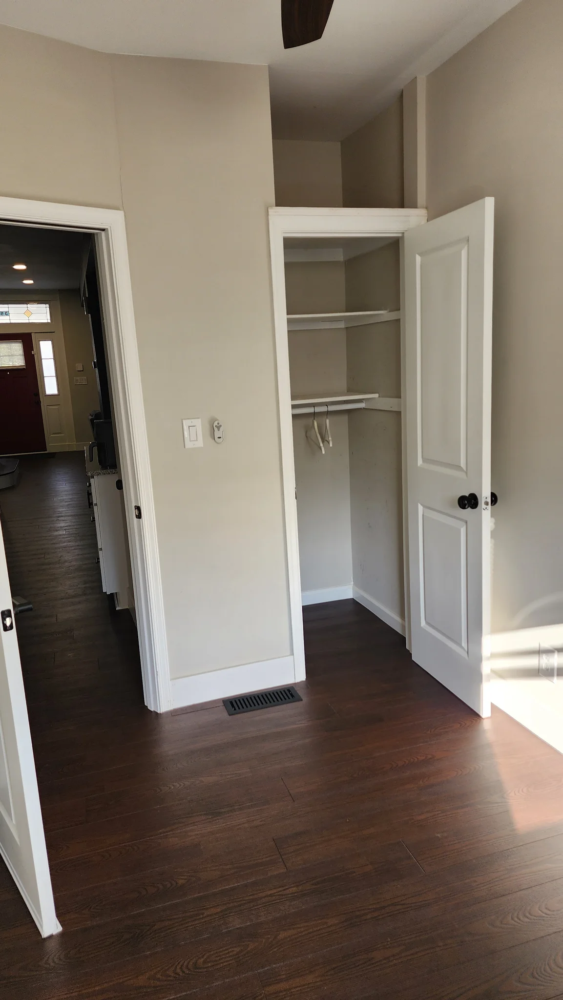 Baltimore Townhome: 3512 Holmes Ave