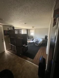 Independence Multiplex: 101 S Willis