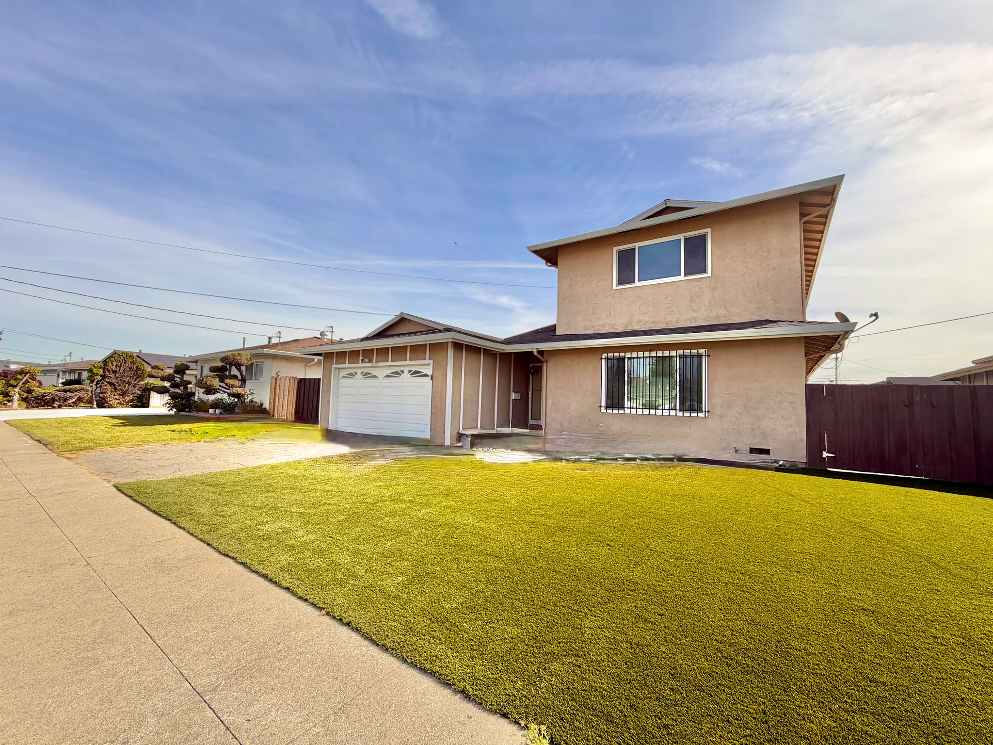 San Leandro House: 14550 Acapulco