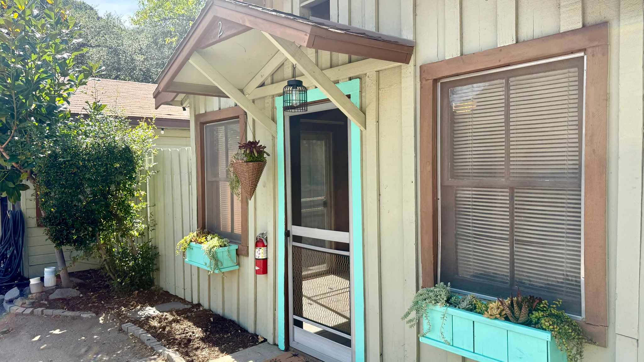 Silverado Apartment: 28271 Silverado canyon rd