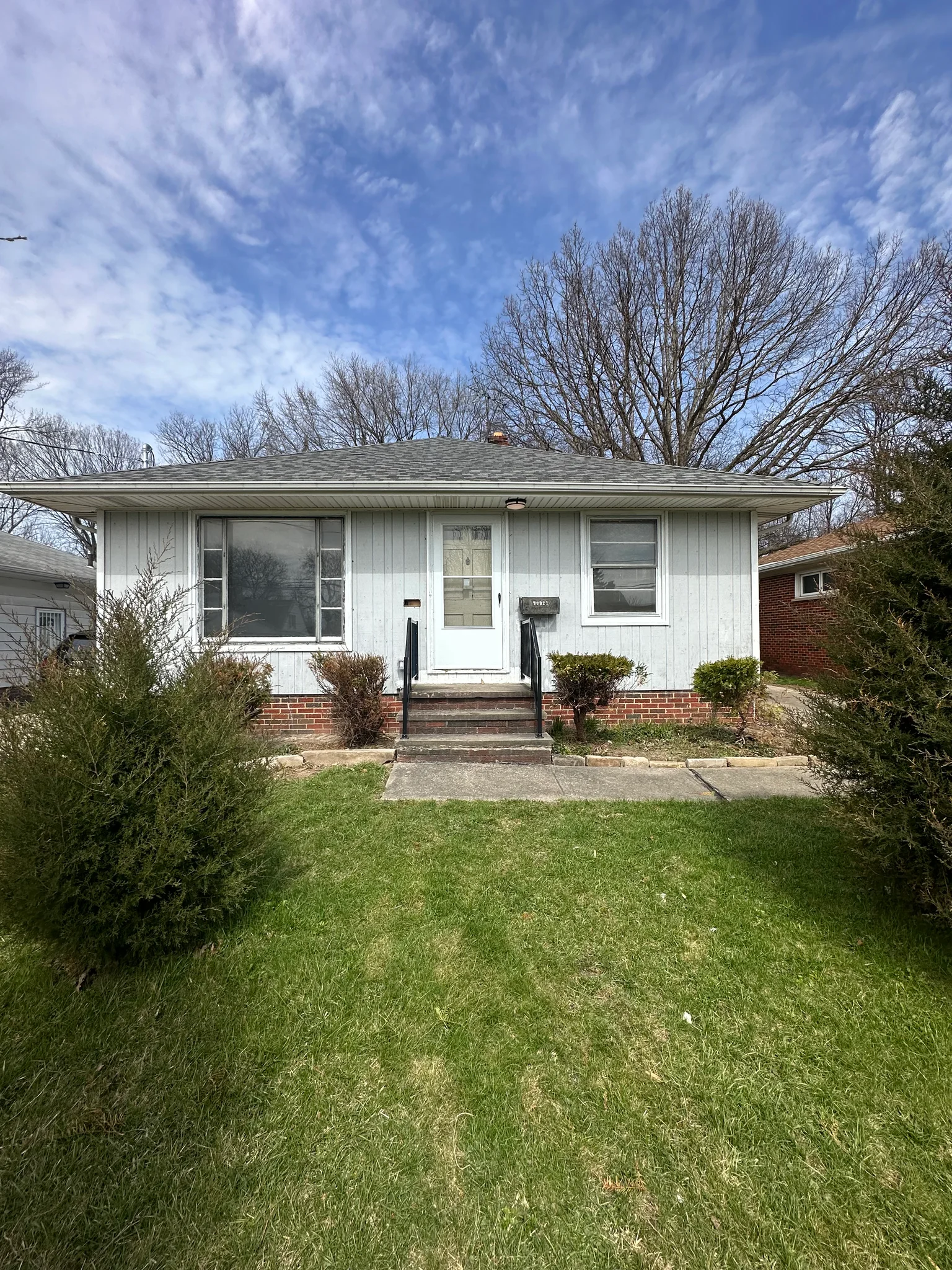 Garfield Heights House: 13621 Silver Road