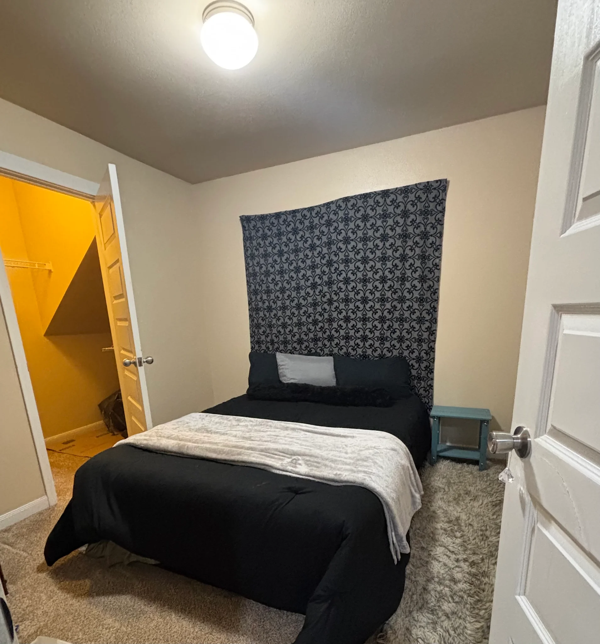 Lake Stevens House: 1038 81st Dr SE