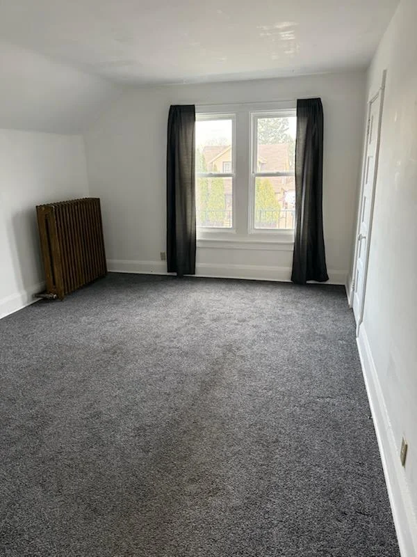 Racine Multiplex: 1922 Grange Avenue Upper