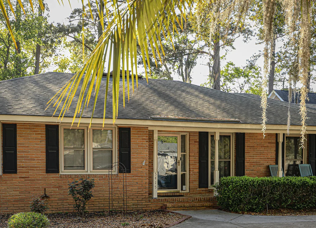 Savannah House: 5415 Speir St