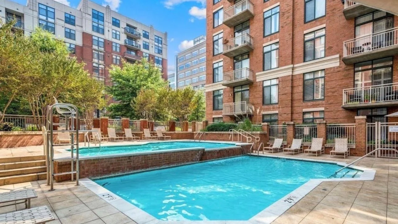 Arlington Condo: 1201 N Garfield St