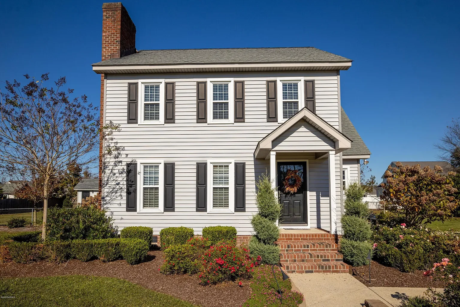 greenville House: 966 teakwood dr