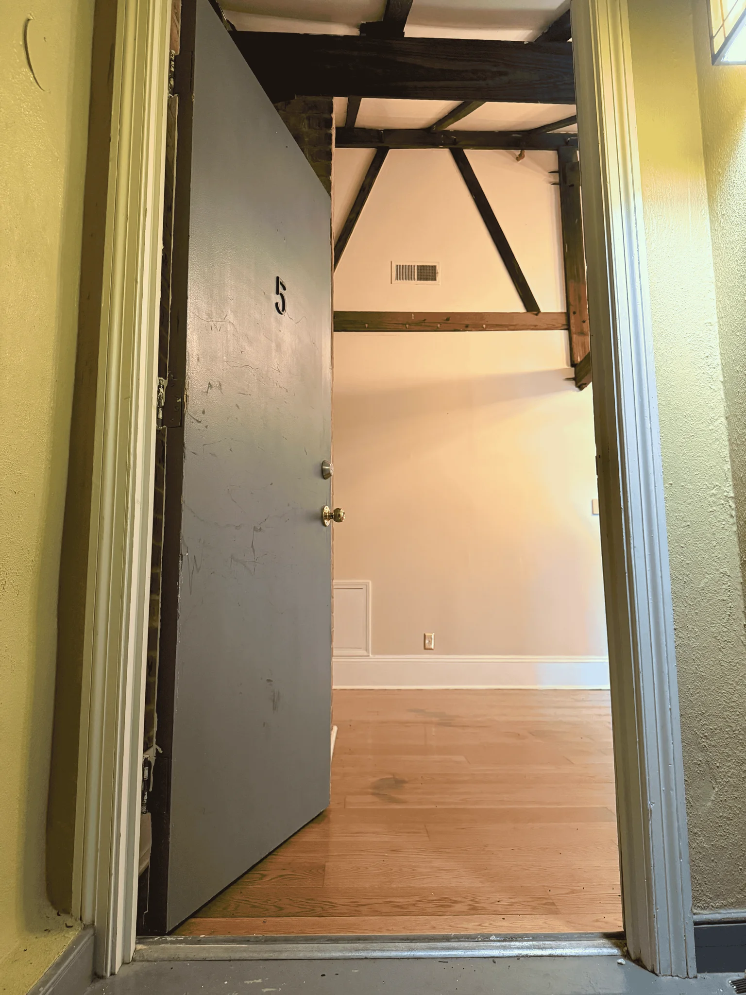 New Orleans Apartment: 1117 Royal Street