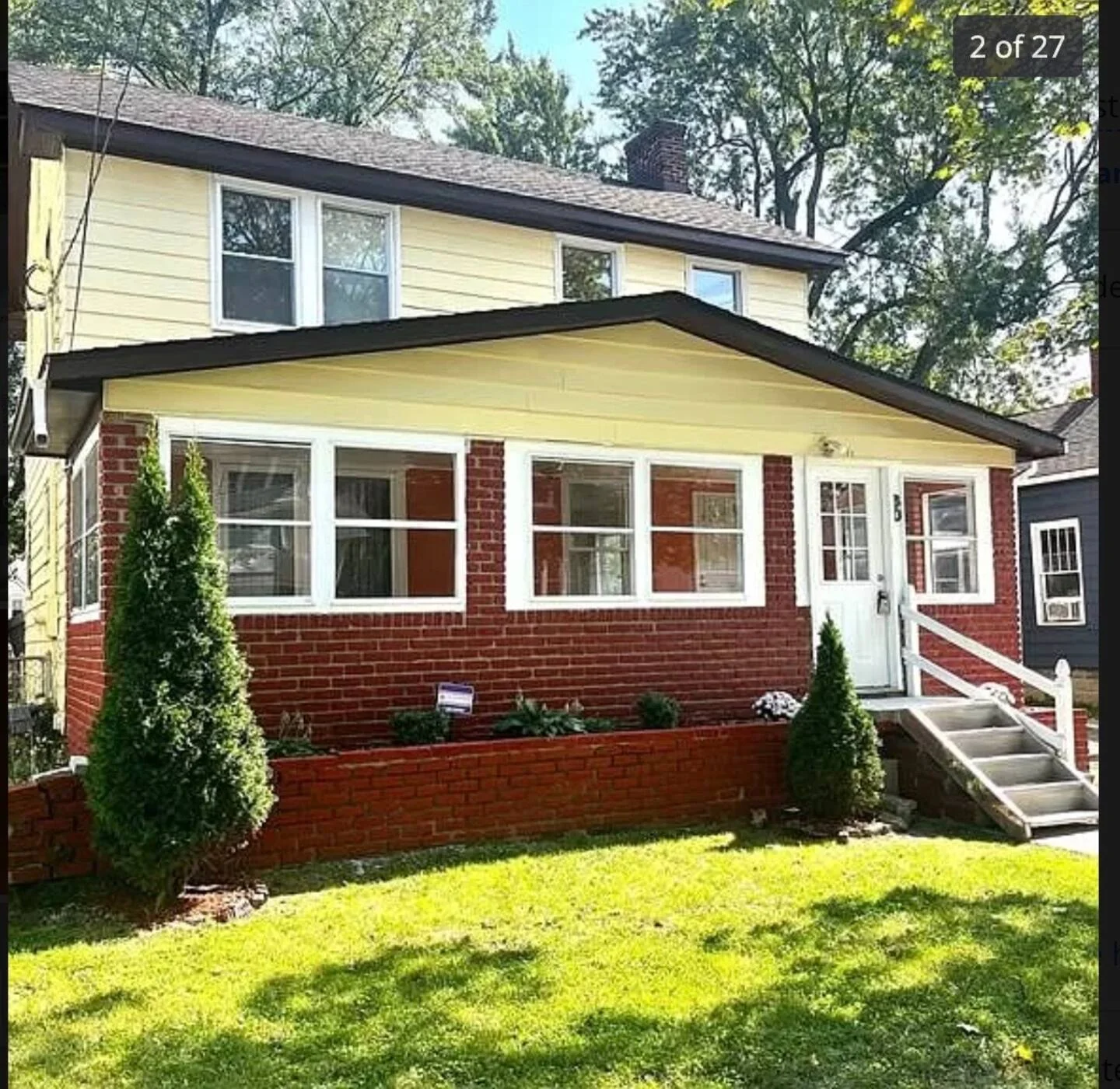 Pontiac House: 60 Mark Ave