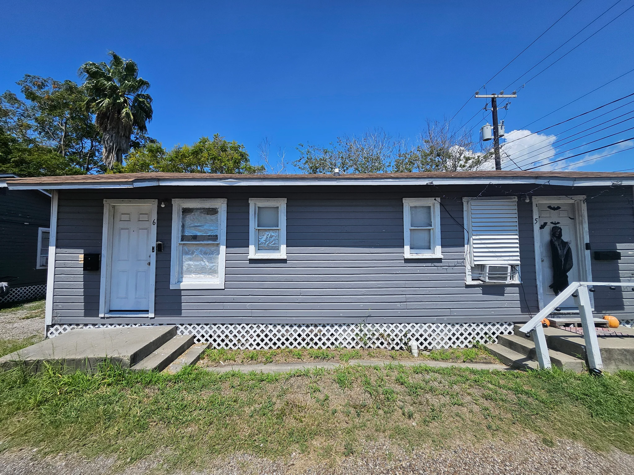 Corpus Christi Apartment: 821 S Alameda St