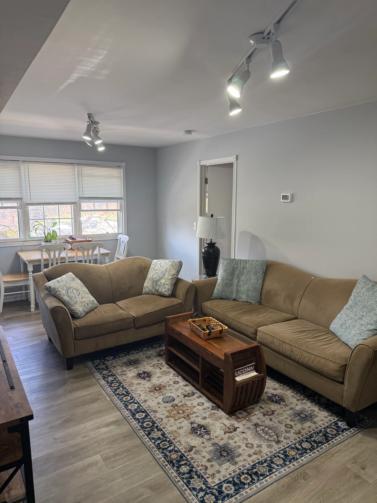 Edison Condo: 69 College Dr