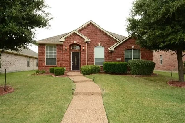 Frisco House: 12230 Cardinal Creek Dr