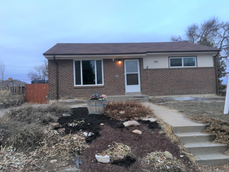 Denver House: 481 W 70th Pl