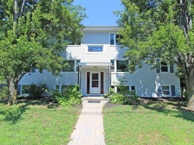 Easthampton Multiplex: 7 Lovefield St