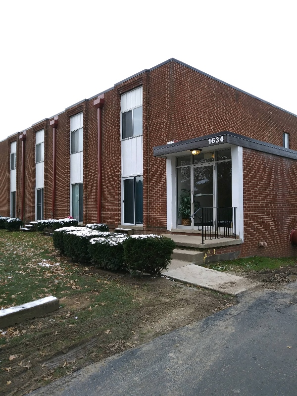 Cuyahoga Falls Apartment: 1634 20th St