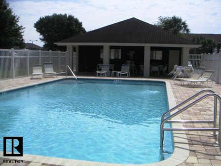 St Petersburg Condo: 1245 84th Ave N #B