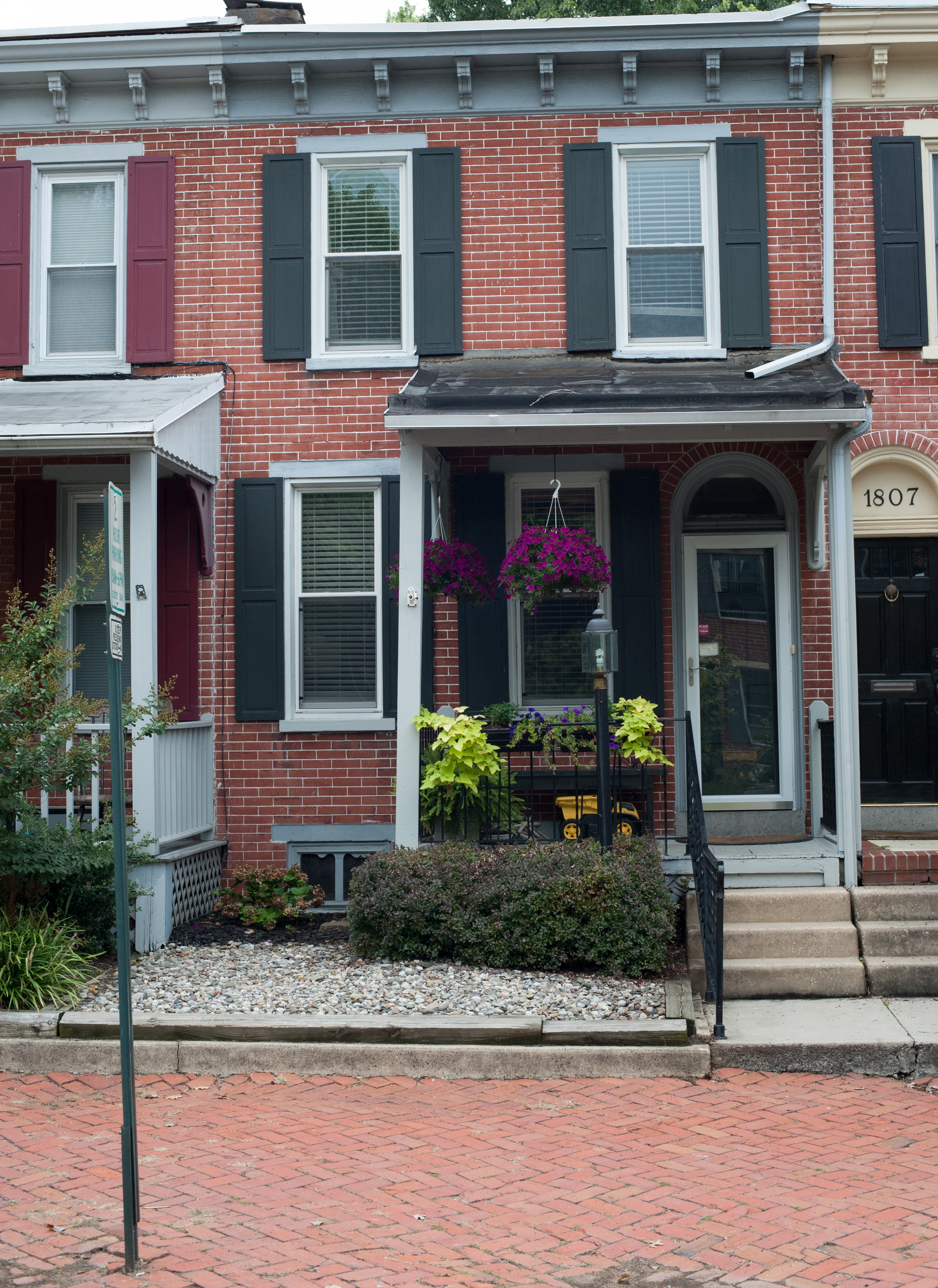 Wilmington Townhome: 1809 Lovering Ave